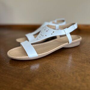 Naturalizer Womens Sandals Windham T-Strap Slingback Sandals WHITE Size 9